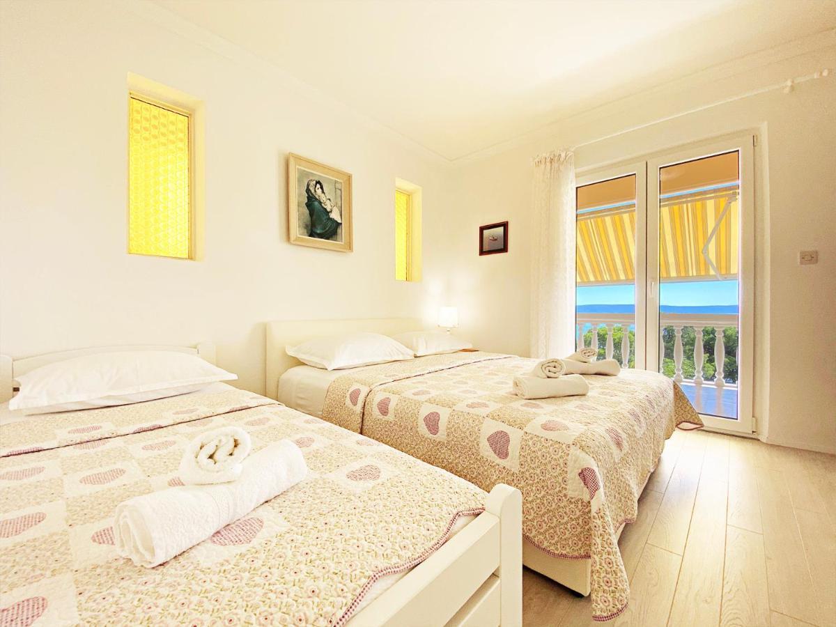 Apartments And Rooms Katarina Živogošće Esterno foto