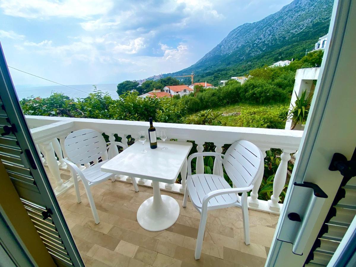 Apartments And Rooms Katarina Živogošće Esterno foto